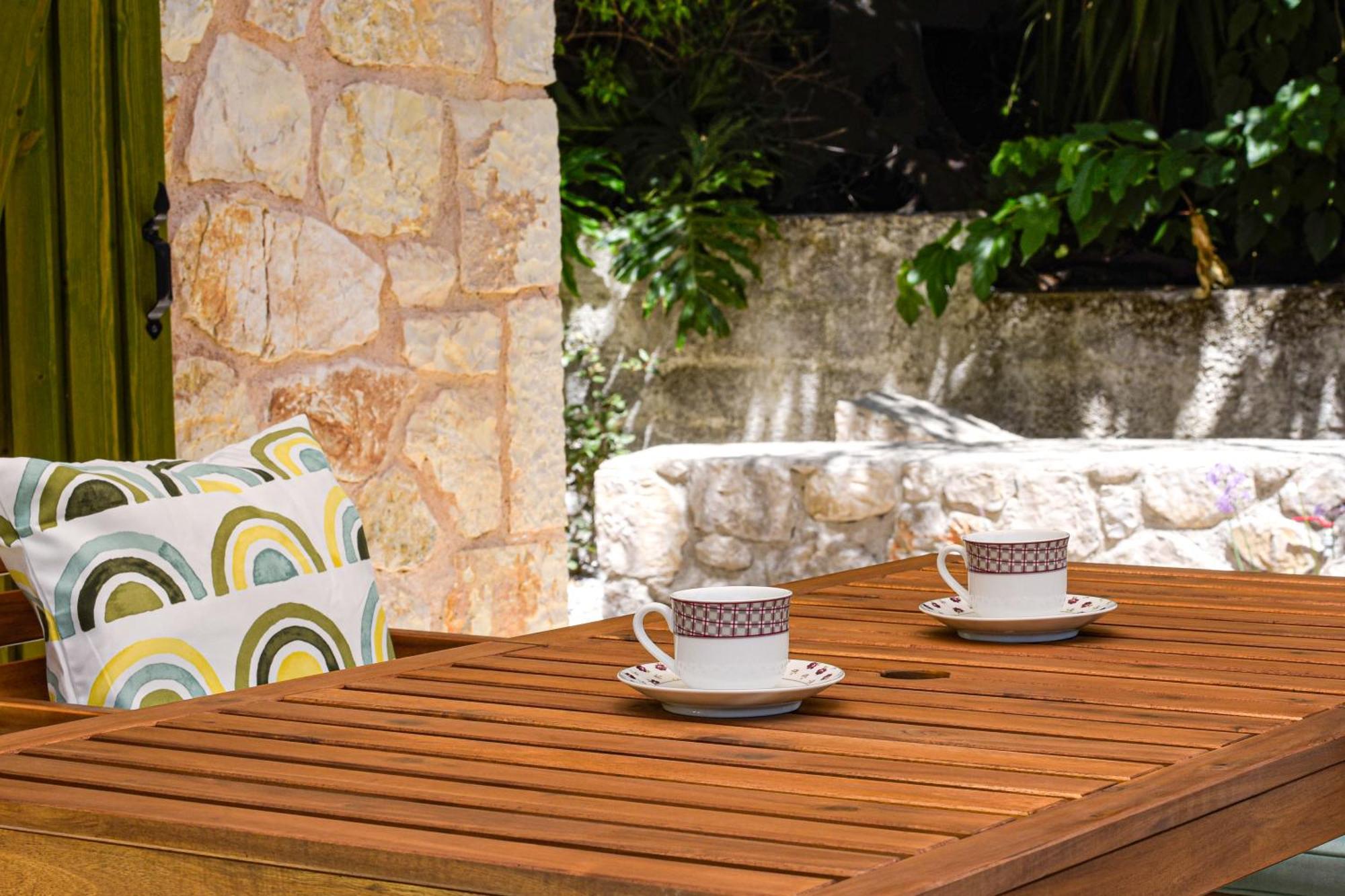 Lagadia Stone House Appartement *
