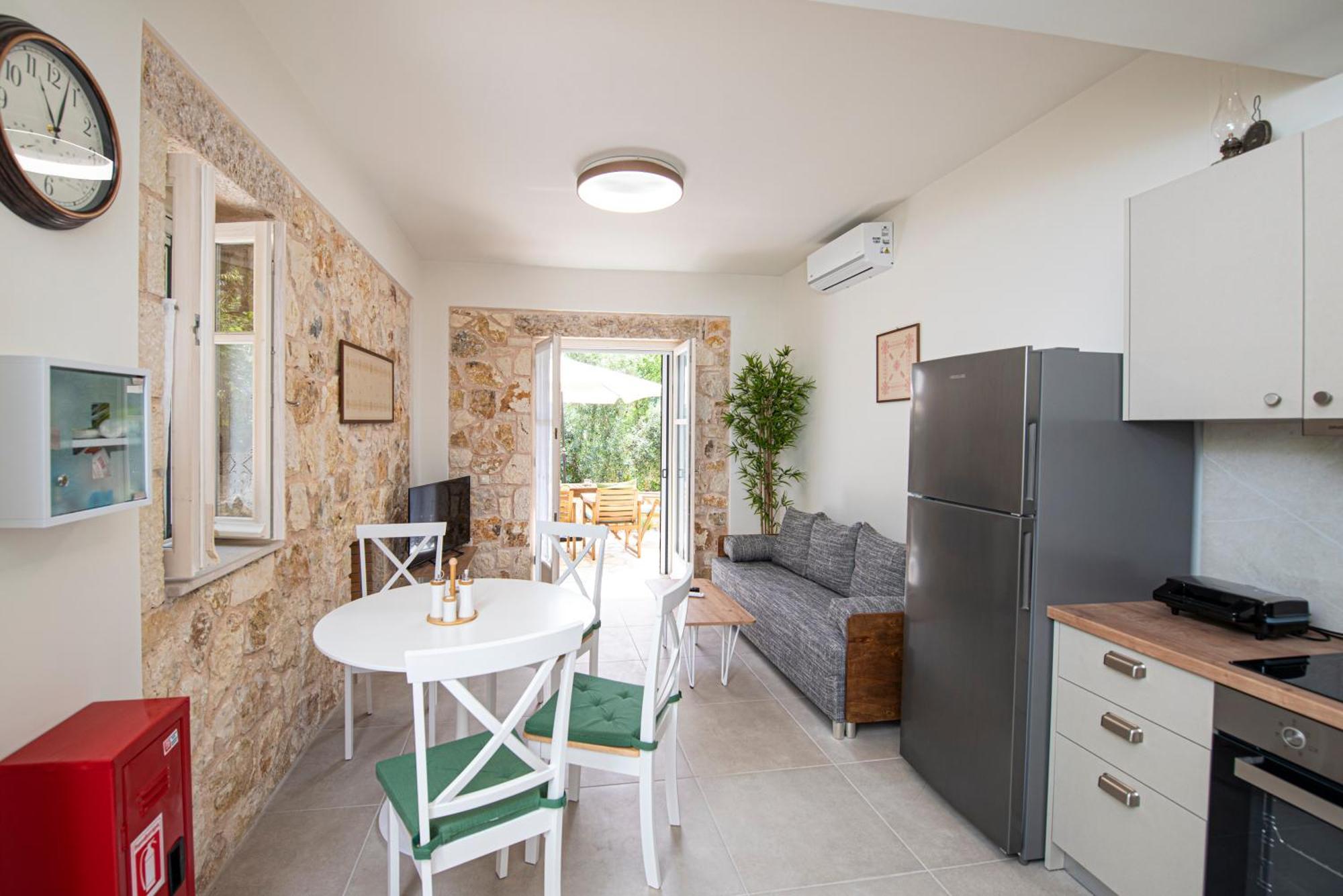 Lagadia Stone House Appartement *