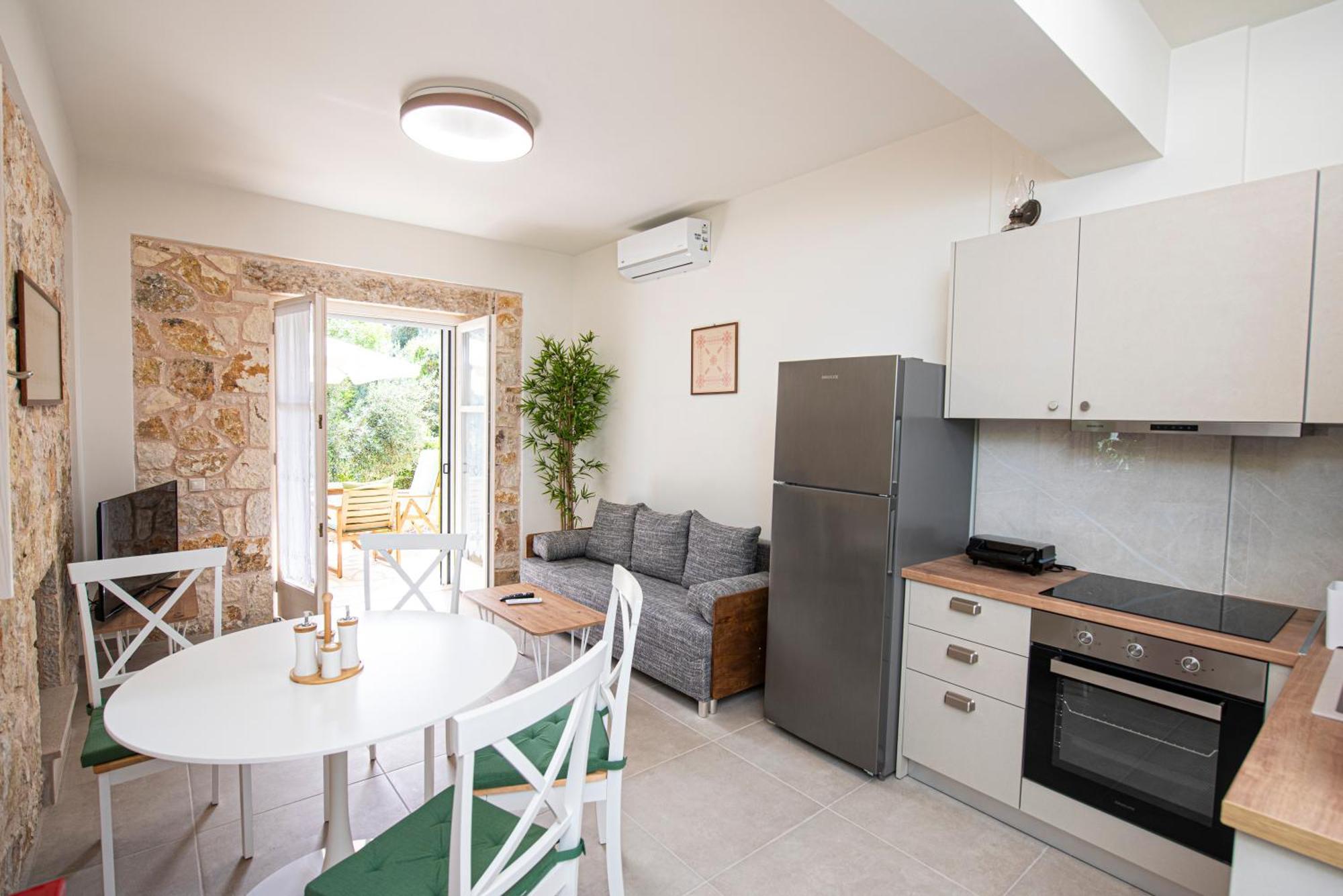 Lagadia Stone House Appartement Áyios Nikítas