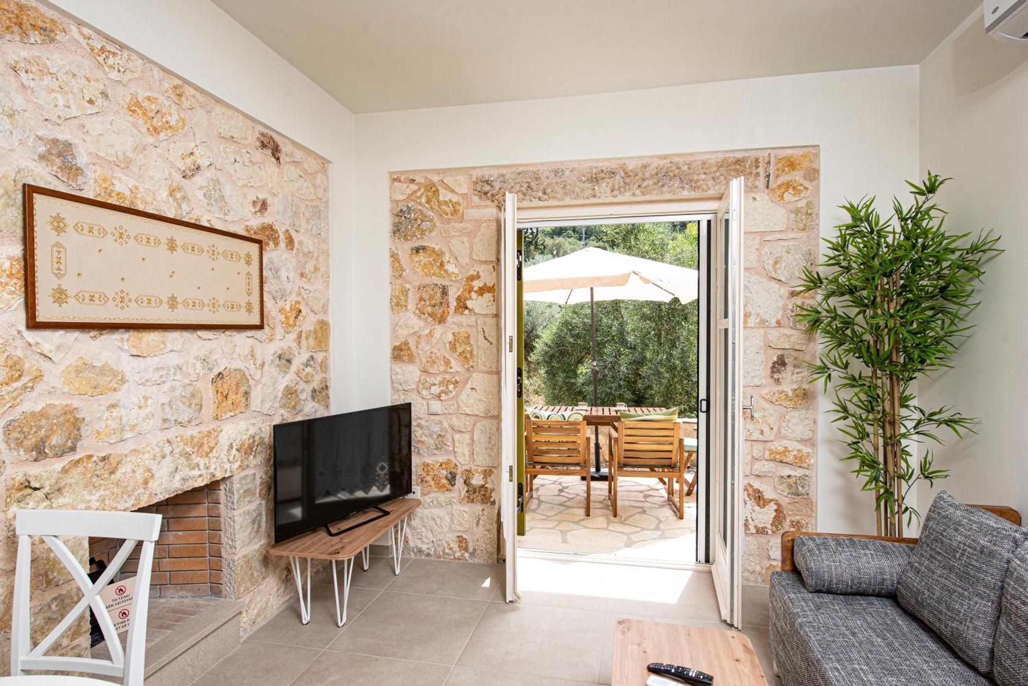 Appartement Lagadia Stone House Áyios Nikítas